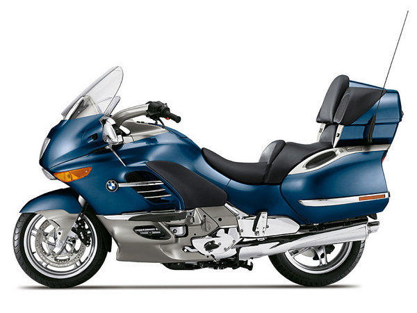 2010 Honda Gold Wing GL18BM Airbag | motorcycle review @ Top Speed