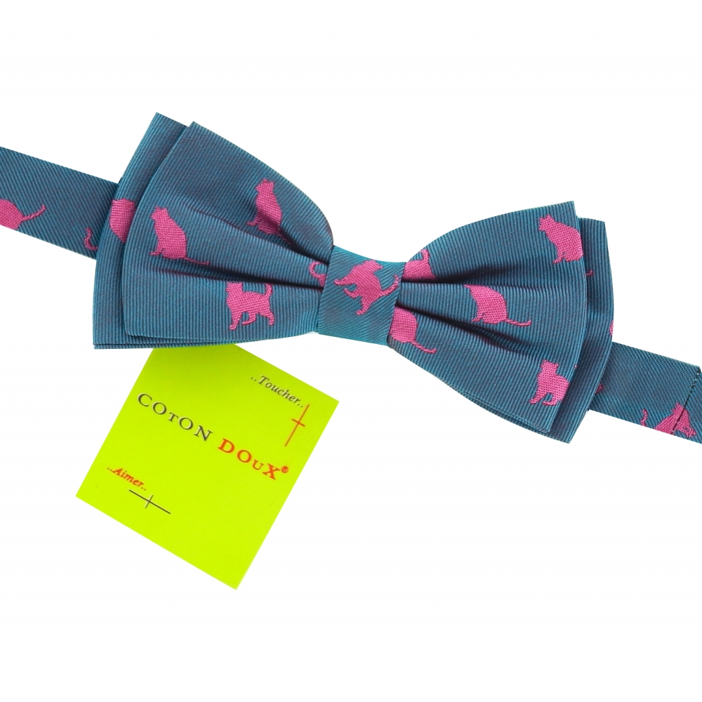 Blue bow tie with pink cats pattern