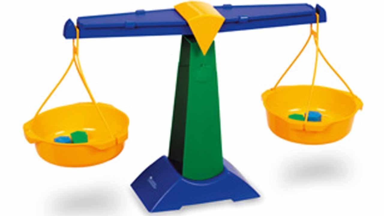 Pan Balance and bucket balance by Learning Resources UK - YouTube