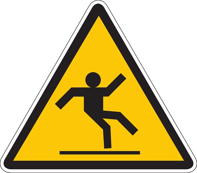 Pix For > Slip And Fall Sign
