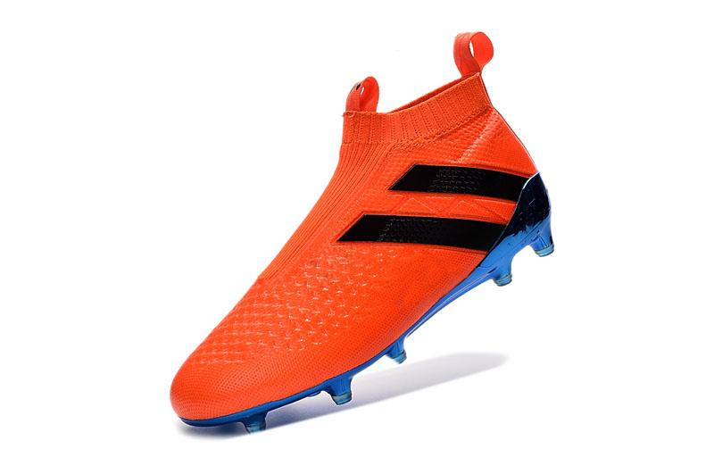 soccer shoes with no laces