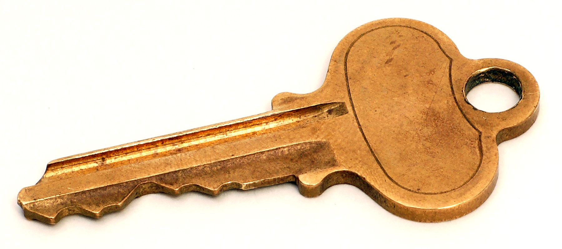 File:Standard-lock-key.jpg