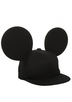 MICKEY MOUSE HAT on The Hunt